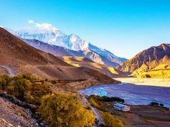upper mustang trek in nepal
