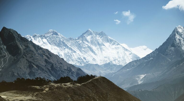 Lobuche East Peak Climbing