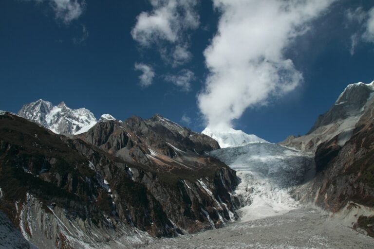 Glacier between Himalayan peaks